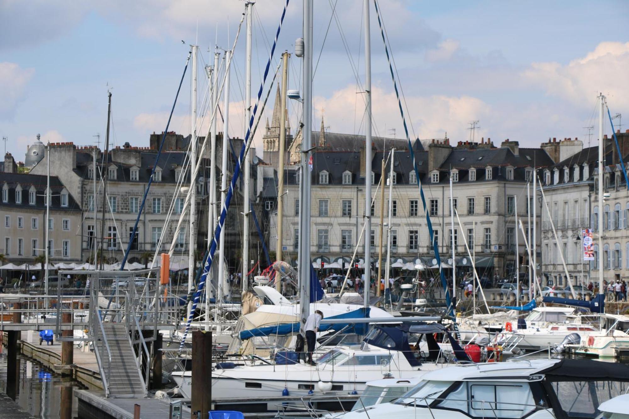 Appartement Au Calme Vannes Exterior photo